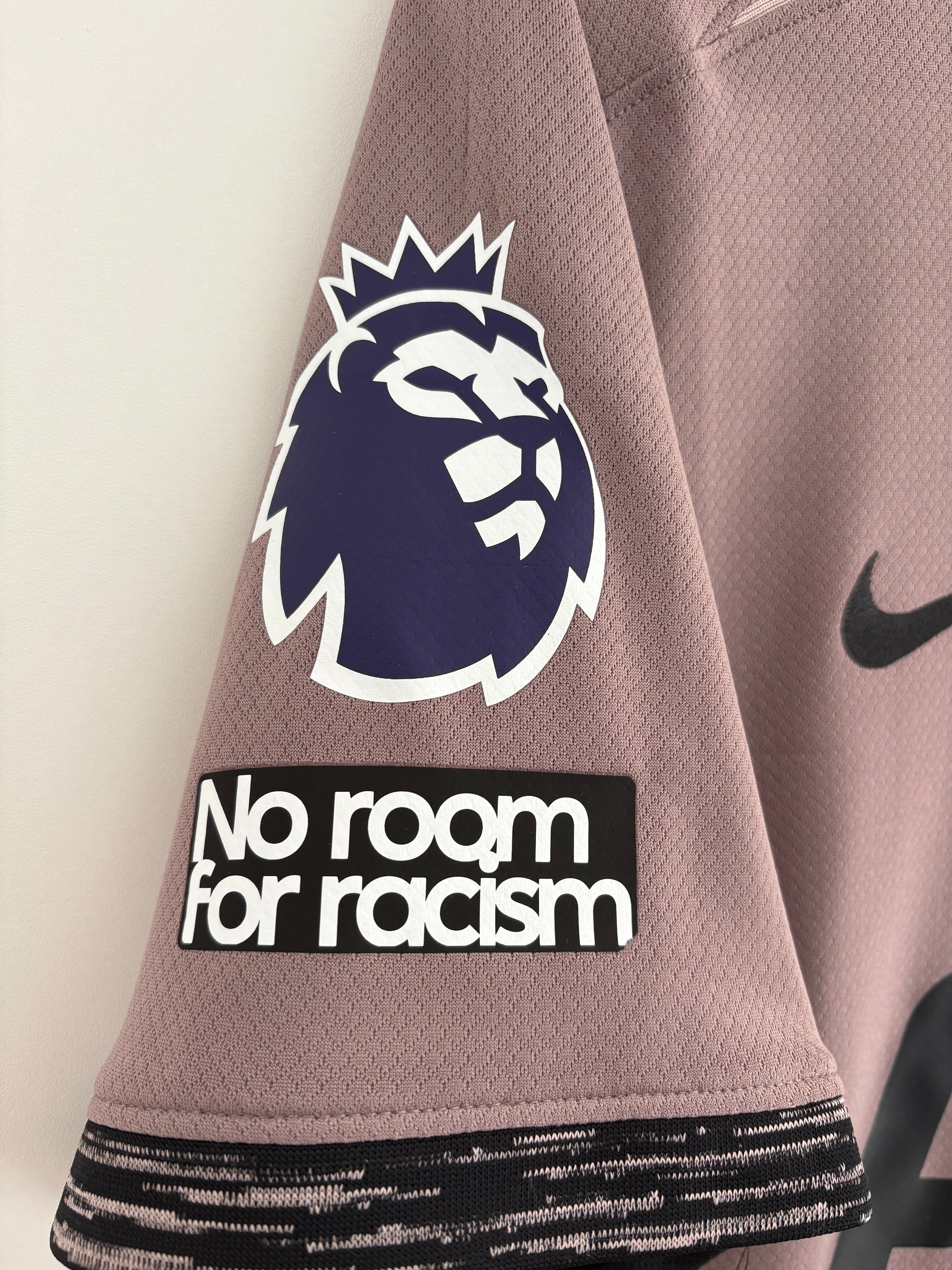 Tottenham 2023/24 Third Shirt - Van De Ven 37 - Small