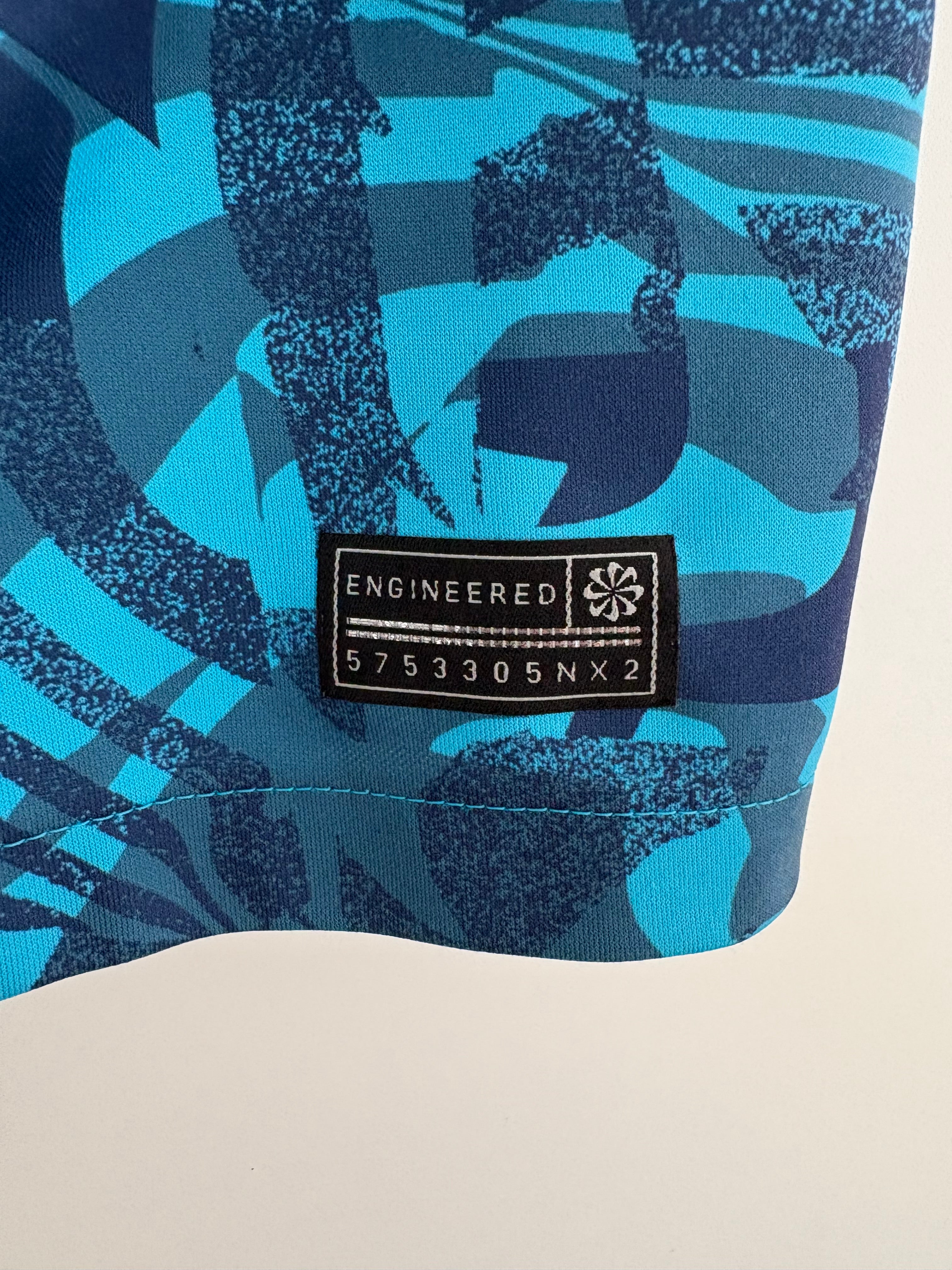 Tottenham 2022/23 Third Shirt - Bentancur 30 - Medium