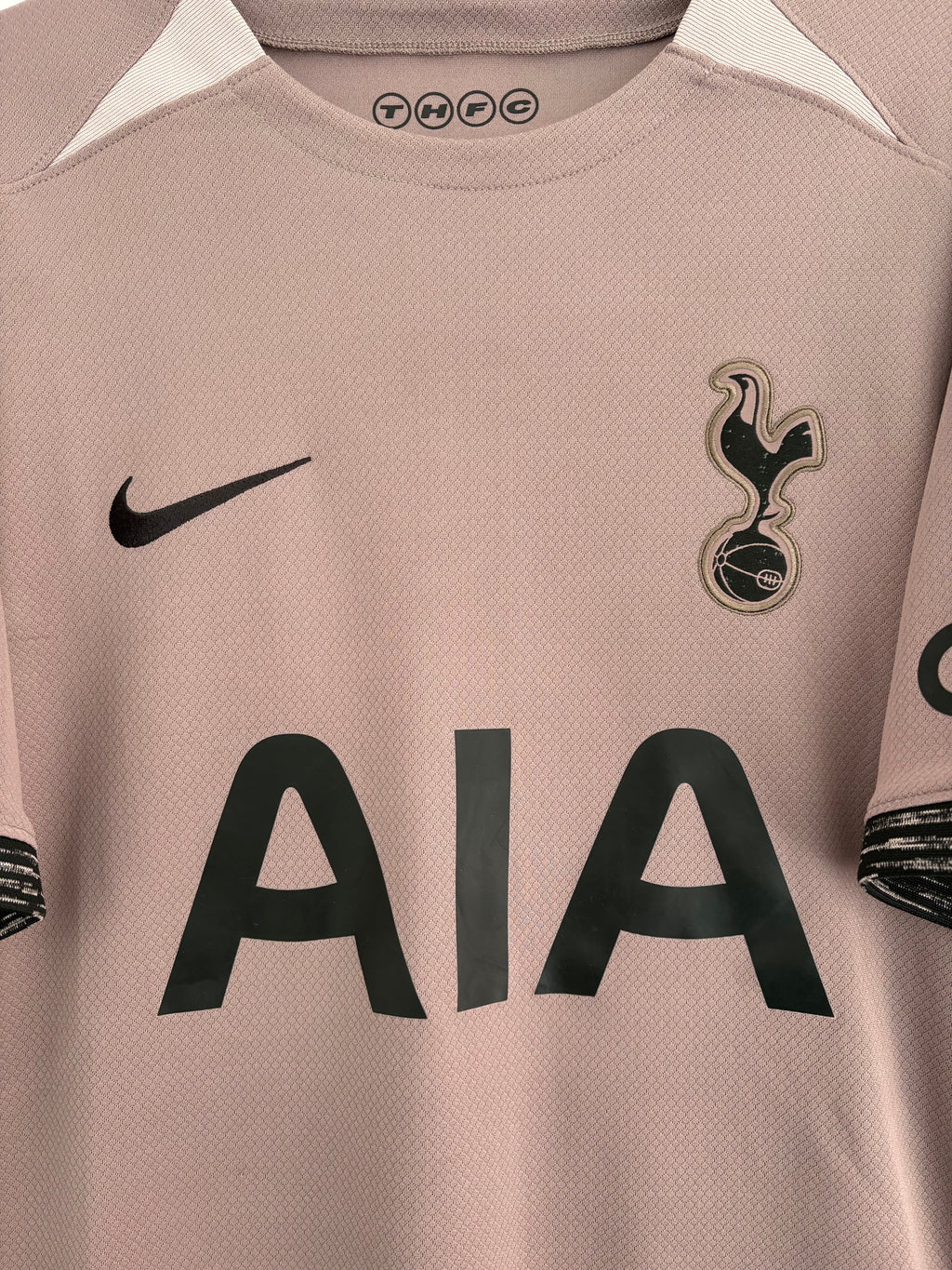 Tottenham 2023/24 Third Shirt - Van de Ven 37 - Large