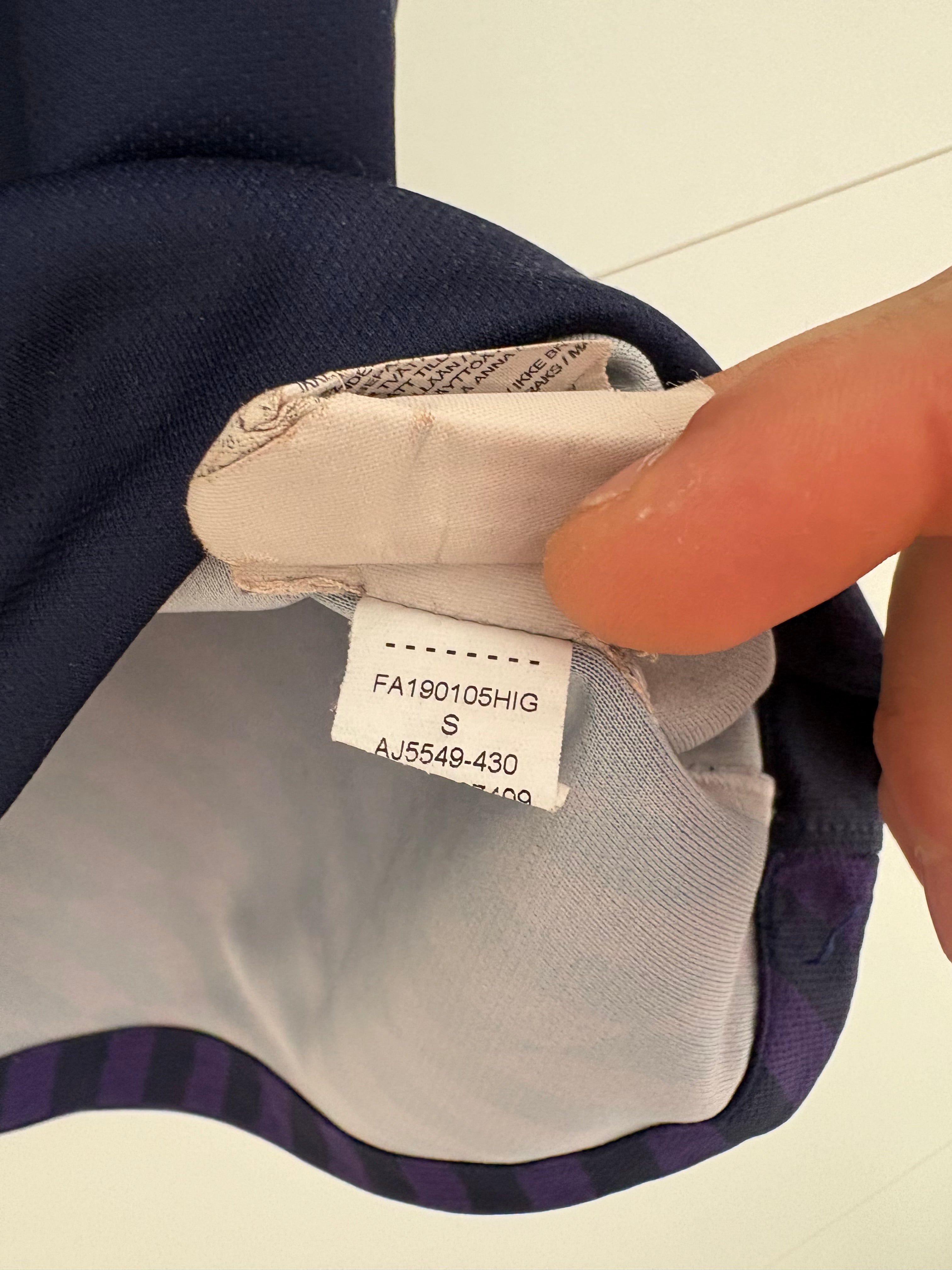 Tottenham 2019/20 Away Shirt - Dele 20 - Small