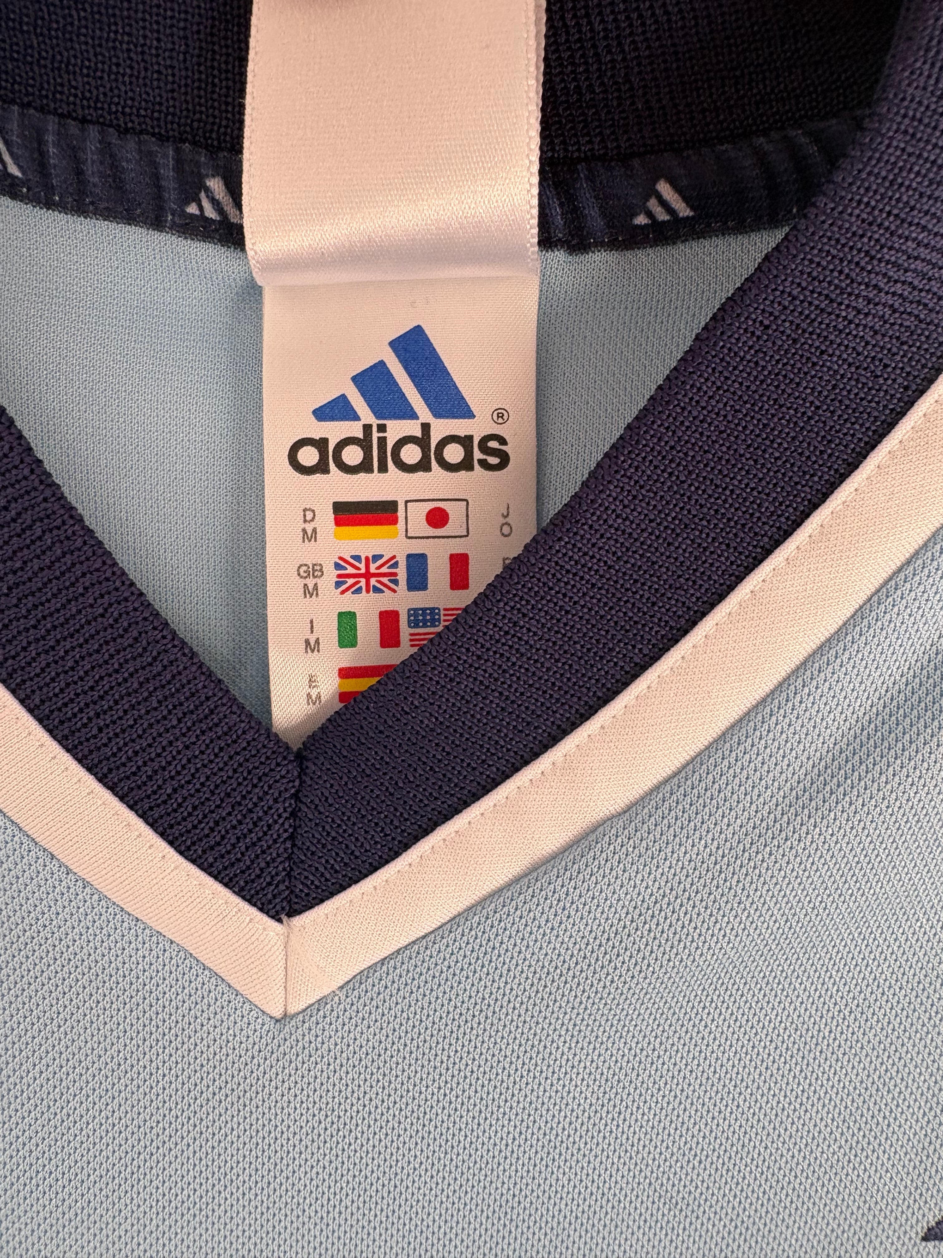 Tottenham 2001/02 Away Shirt - King 26 - Medium