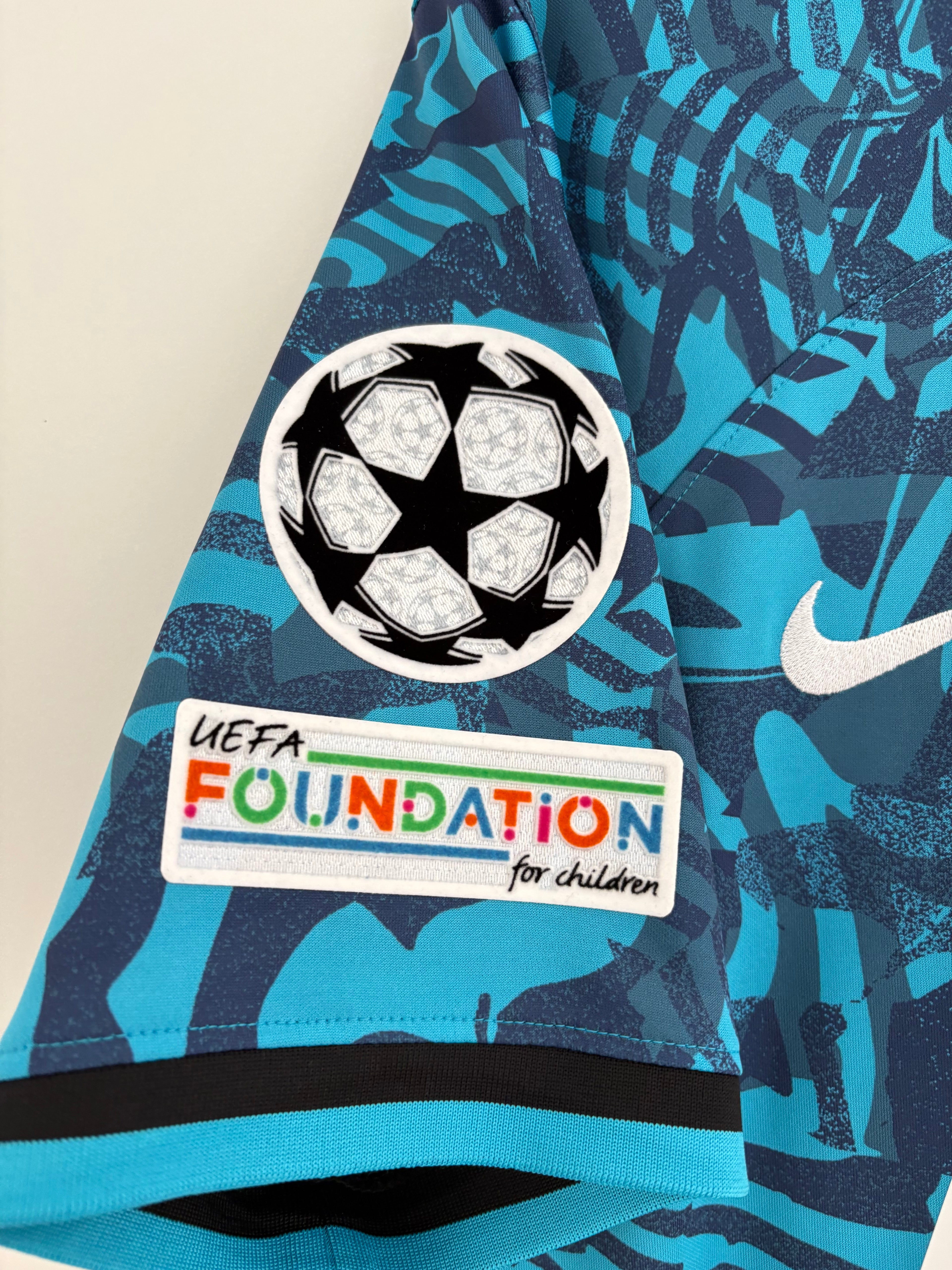Tottenham 2022/23 Third Shirt - Bentancur 30 - Medium