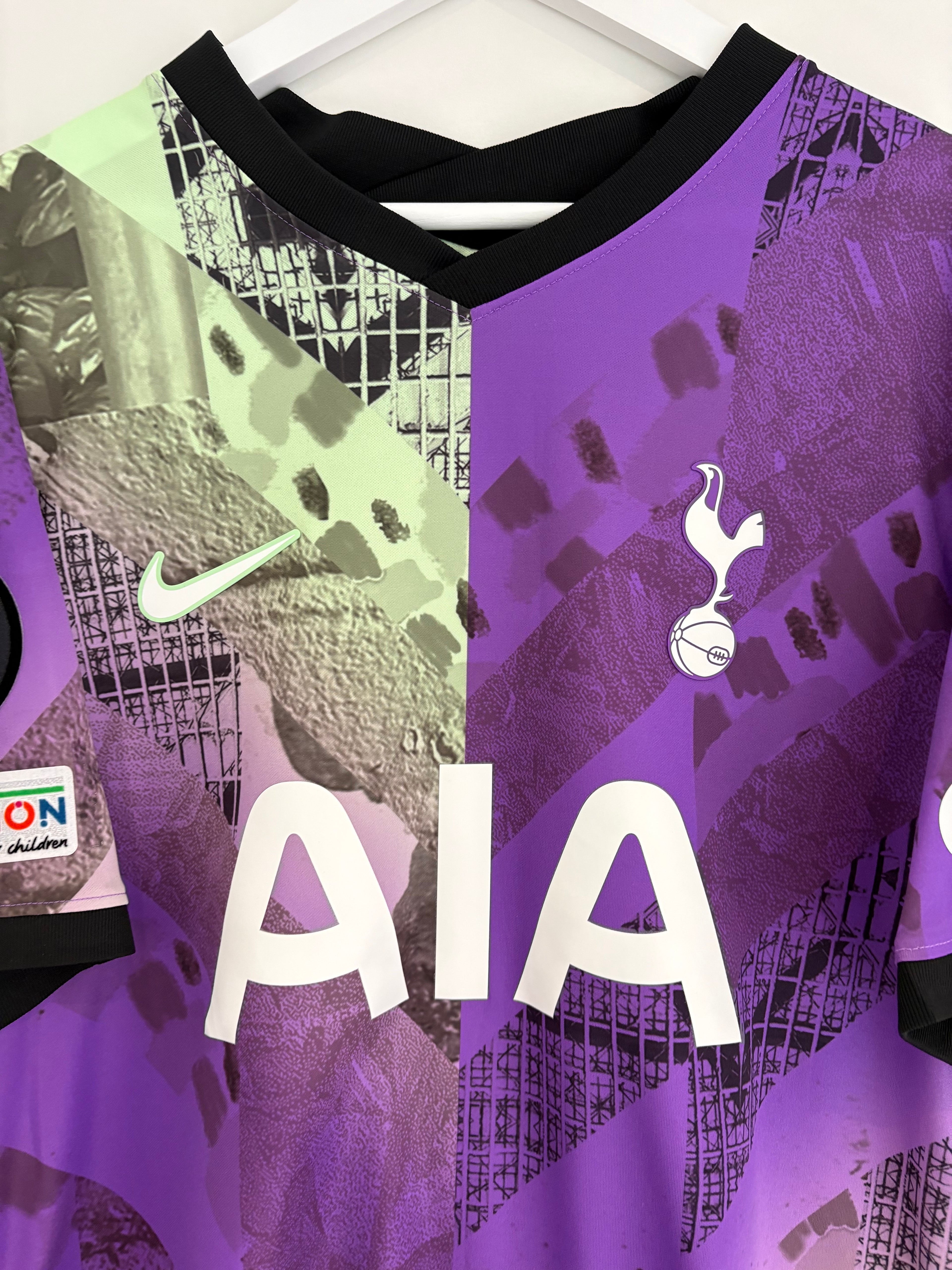 Tottenham 2021/22 Third Shirt - Son 7 - Large
