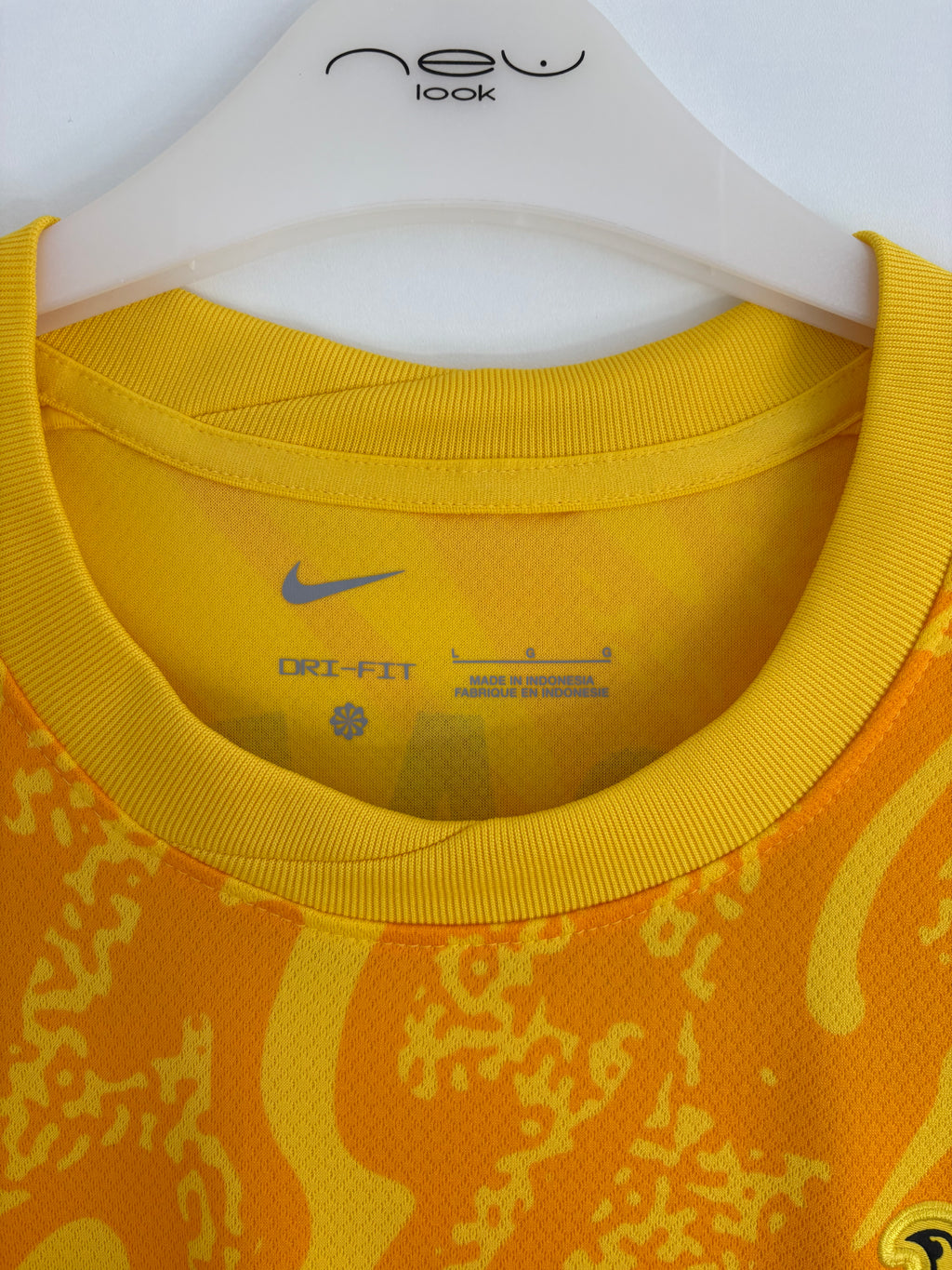 Tottenham 2024/25 Goalkeeper Shirt - Vicario 13 - Large