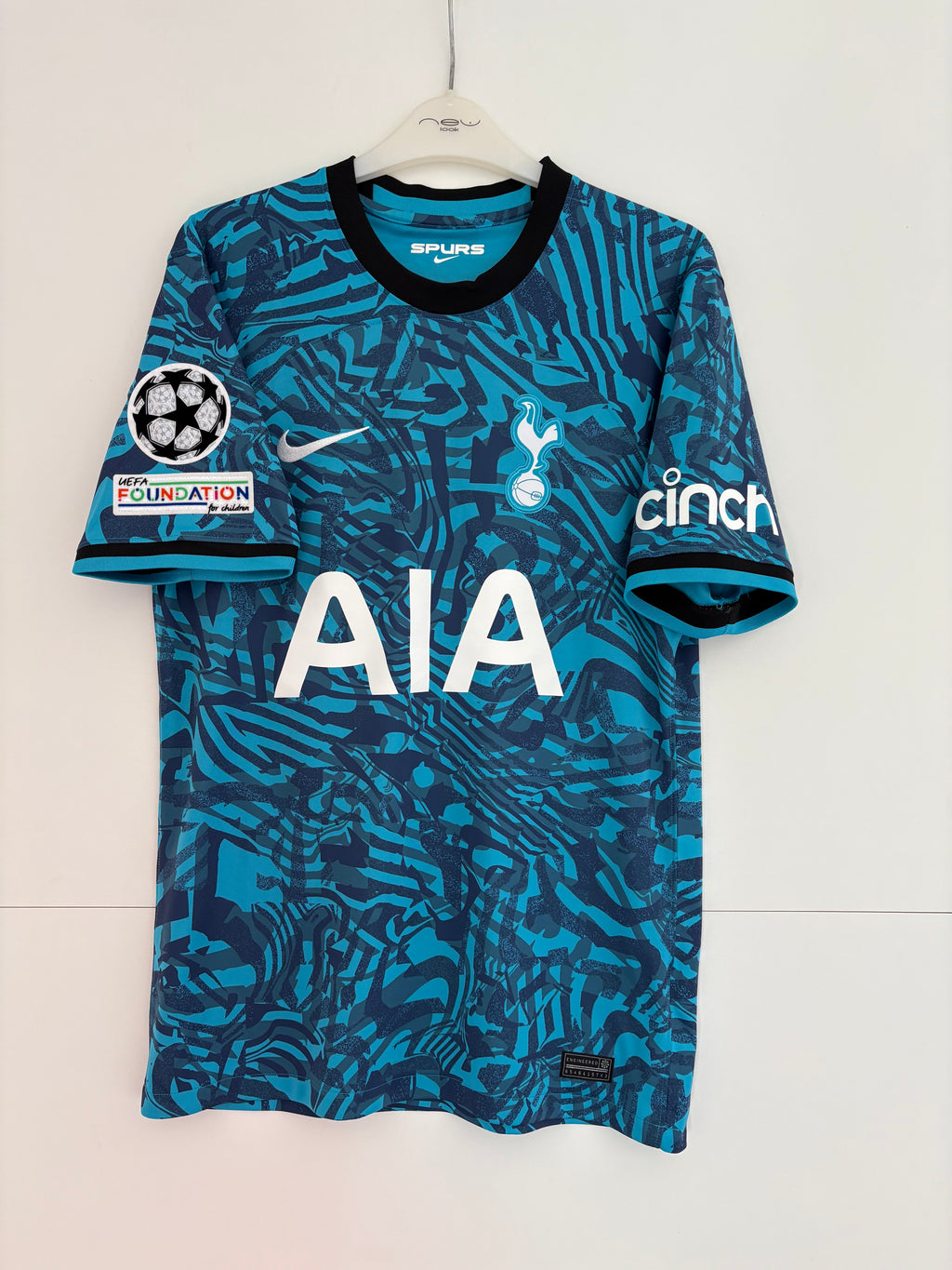 Tottenham 2022/23 Third Shirt - Kane 10 - Small
