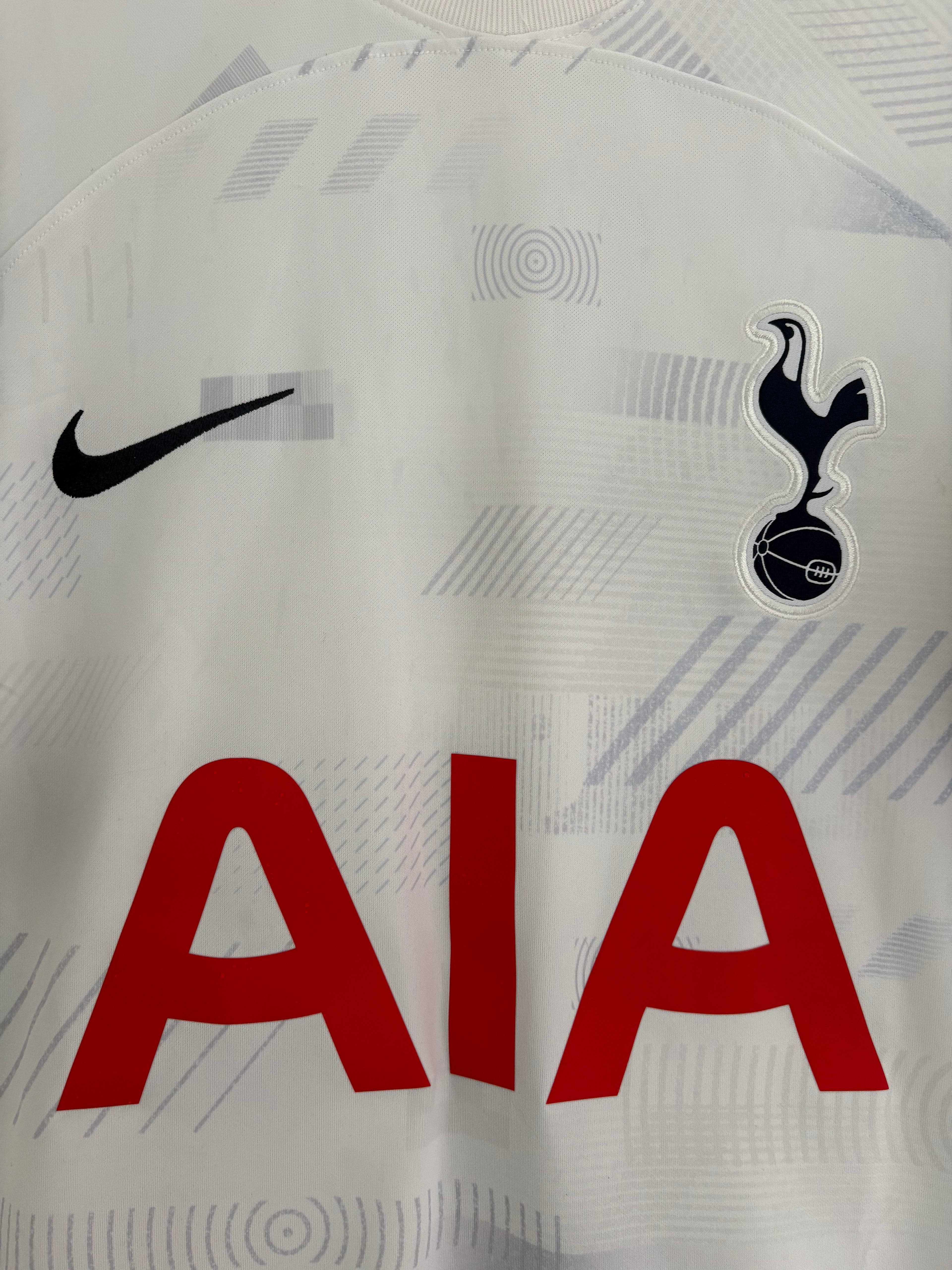 Tottenham 2023/24 Home Shirt - Son 7 - Medium