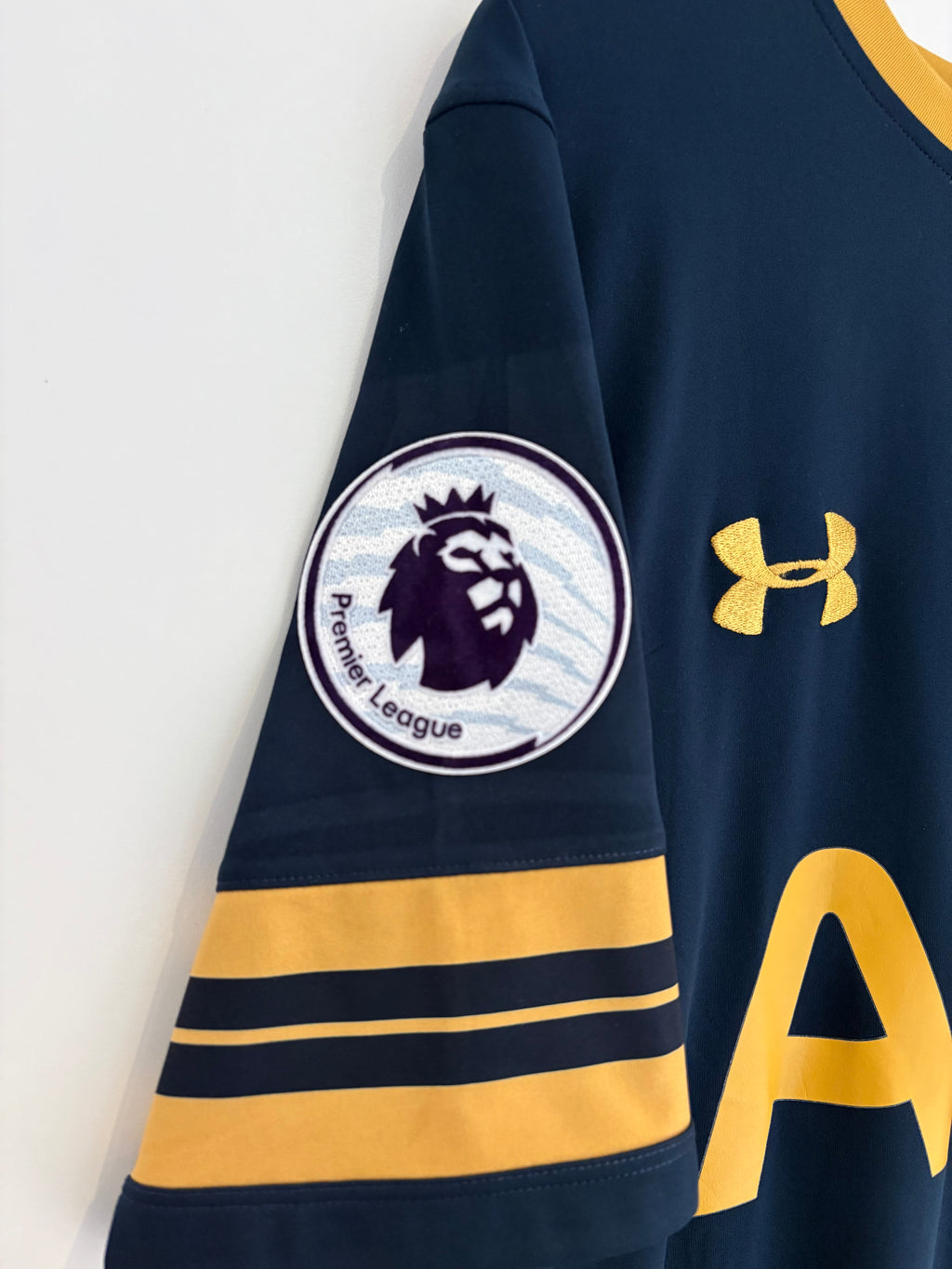 Tottenham 2016/17 Away Shirt - Dele 20 - Medium