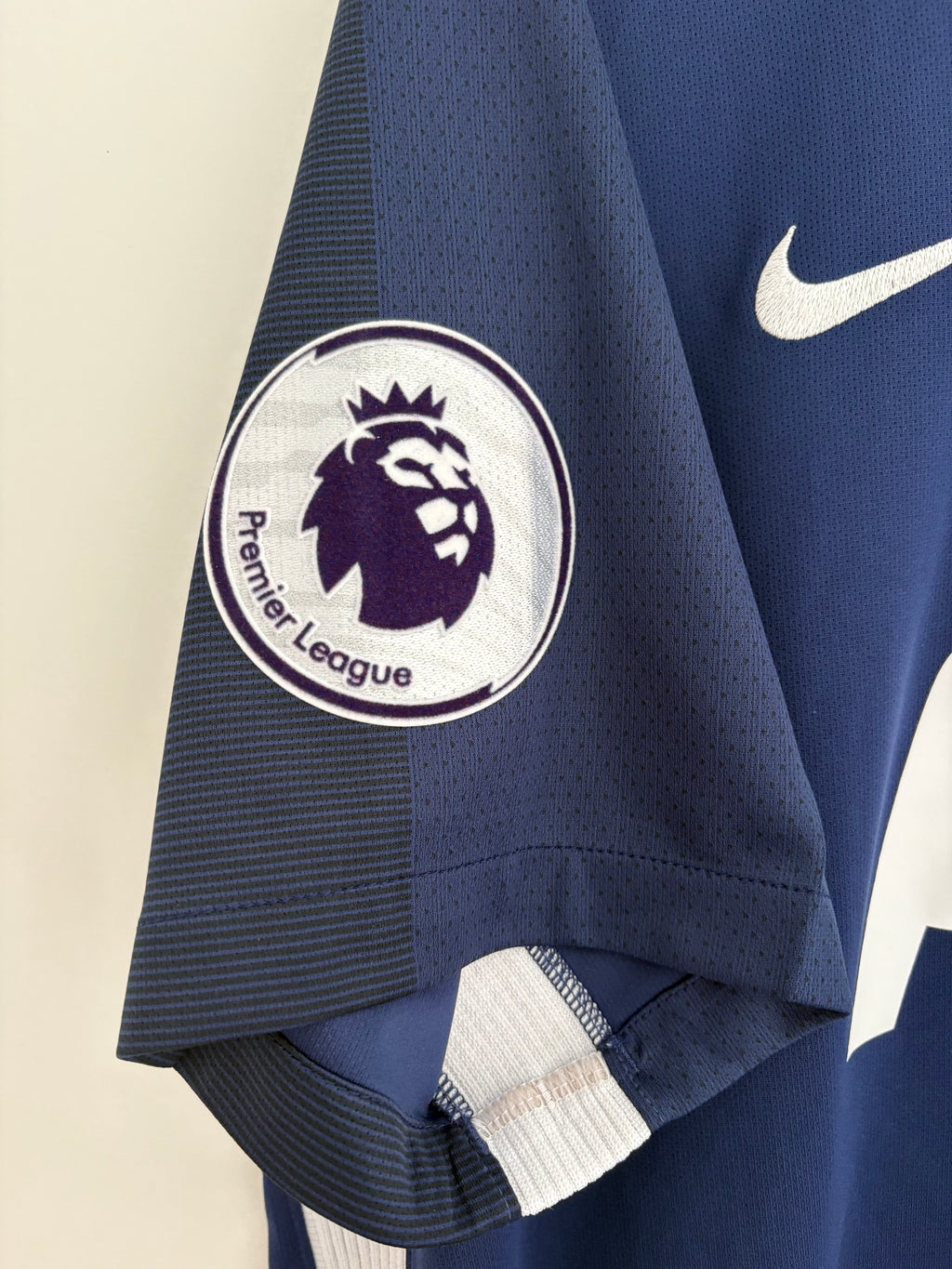 Tottenham 2017/18 Away Shirt - Dele 20 - Large