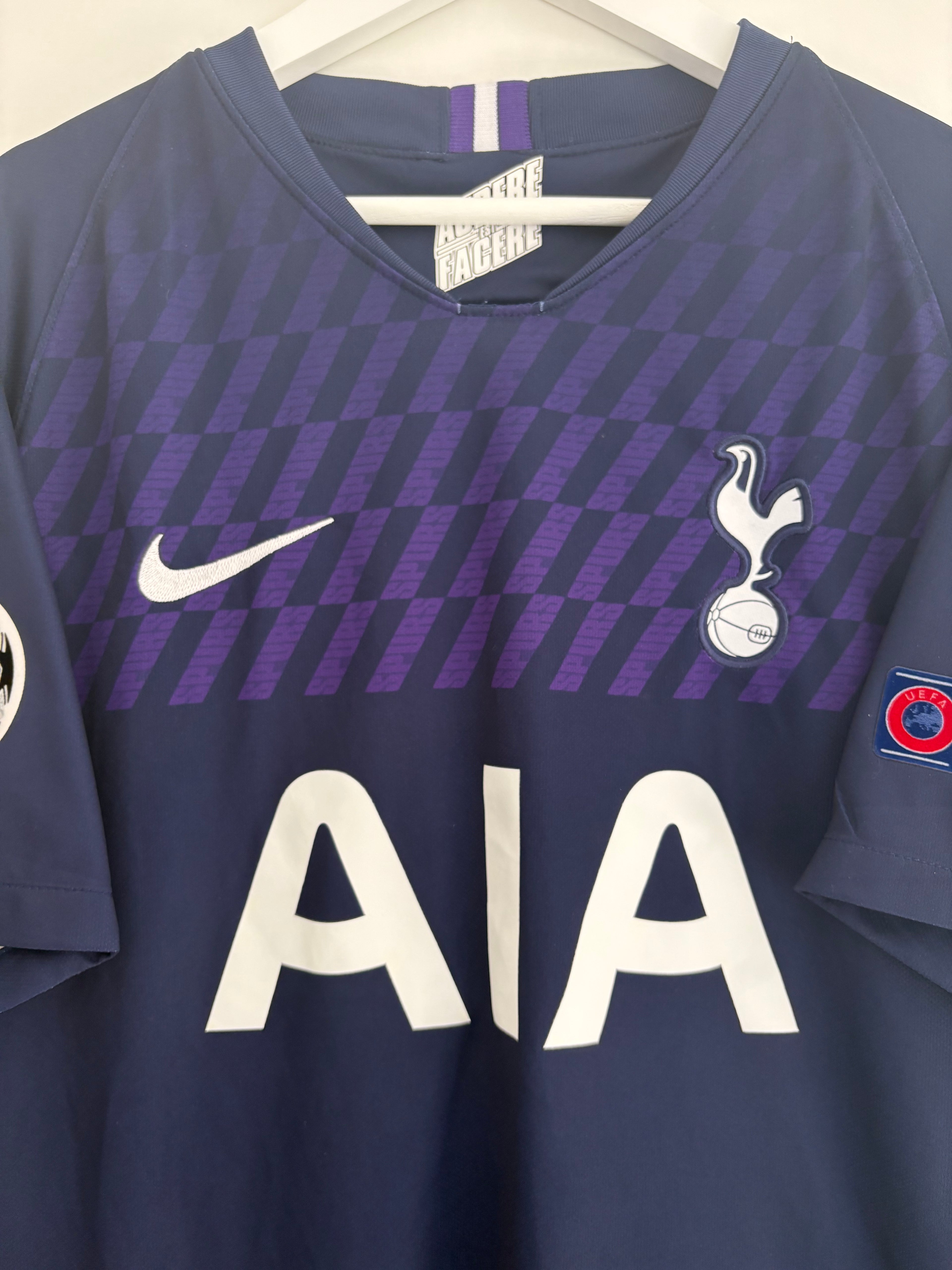 Tottenham 2019/20 Away Shirt - Dele 20 - Large
