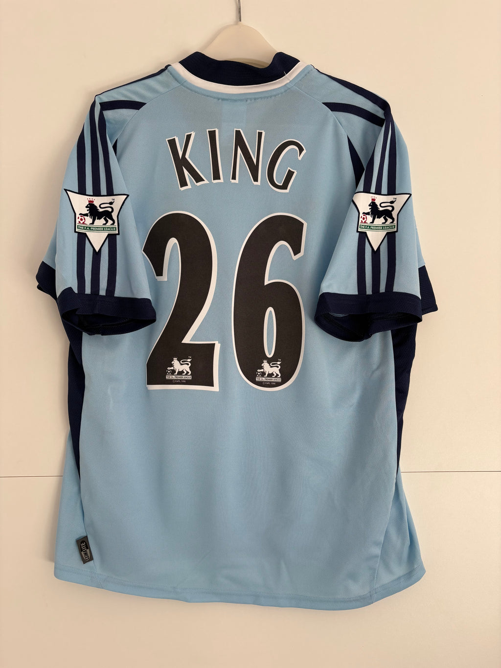 Tottenham 2001/02 Away Shirt - King 26 - Medium