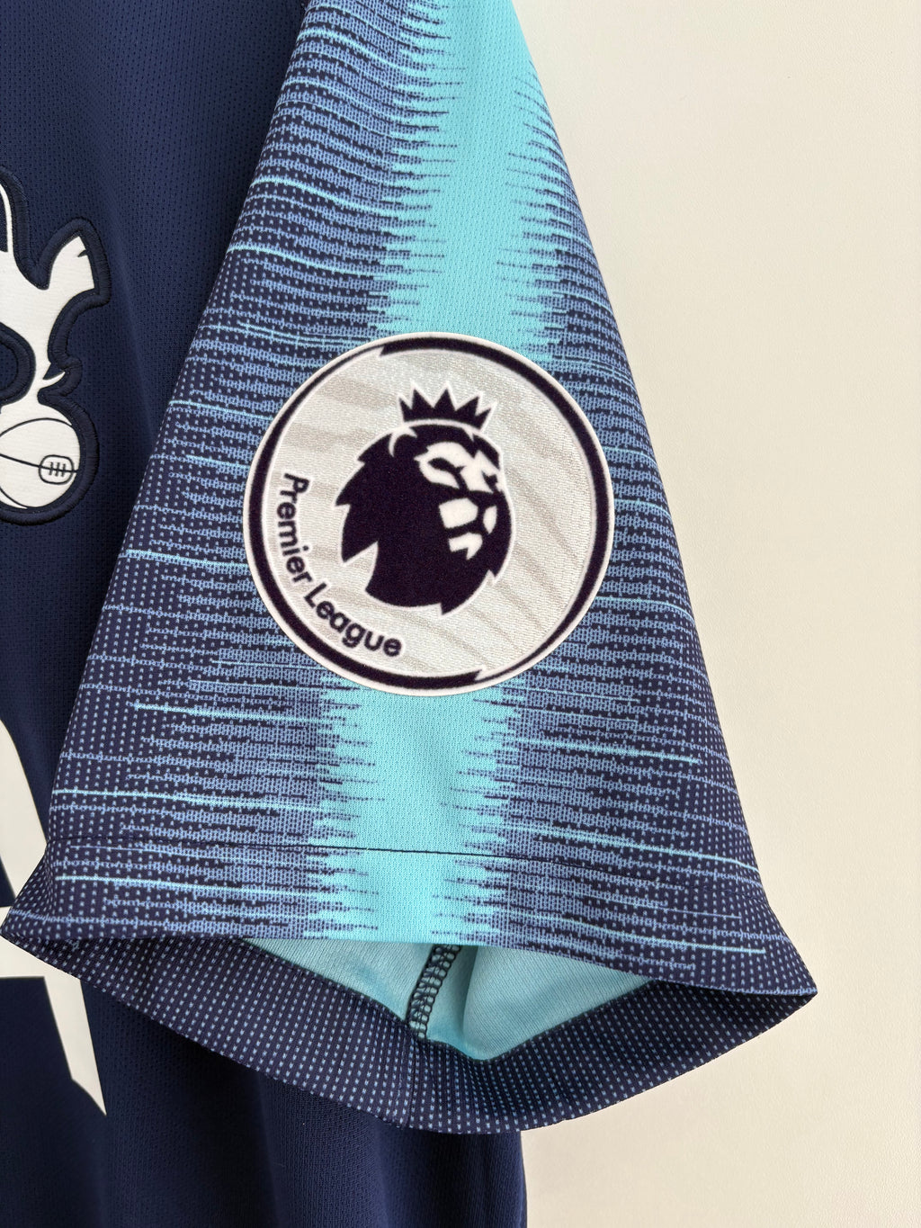 Tottenham 2018/19 Away Shirt - Dele 20 - Large