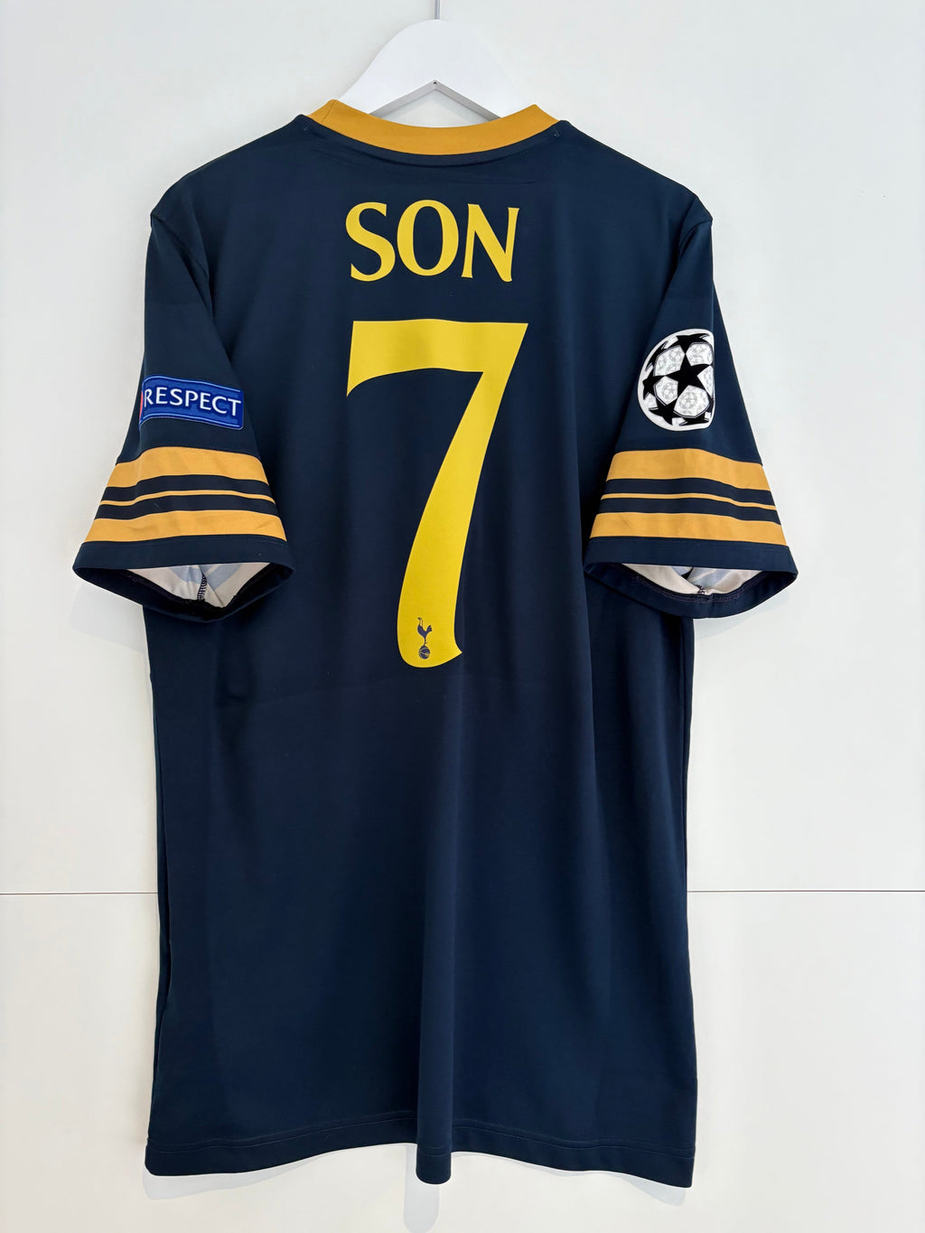 Tottenham 2016/17 Away Shirt - Son 7 - Medium